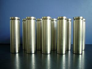 我公司現生產各種型號的電池鋼殼